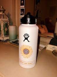 White Hydro Flask Water Bottle
